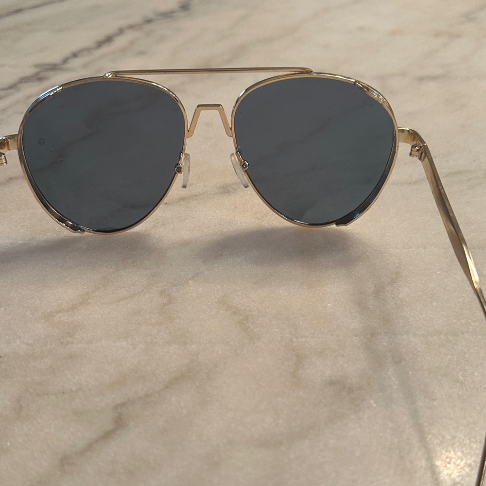 Prive Revaux Gold Aviator Sunglasses with Pink Lenses w Case - Picture 6 of 11